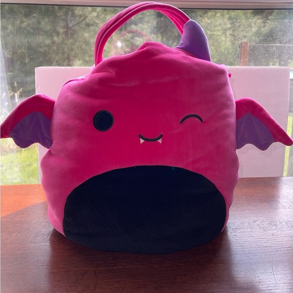 Wakisha The Pink Devil Squishmallow Halloween Trick Or Treat Pail Large EUC Soft - Picture 4 of 11